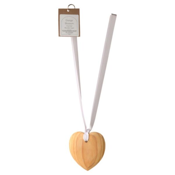 JE Living Scented Wooden Heart On Ribbon 1