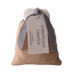 JE-Living-cotton-scented-bag-with-ceramic-heart