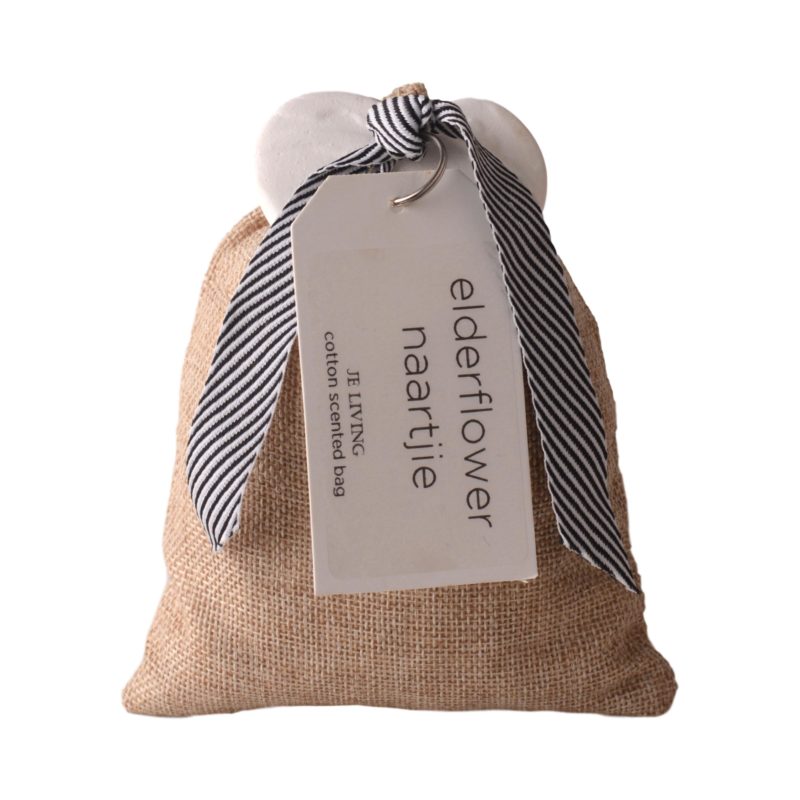 JE Living cotton scented bag with ceramic heart