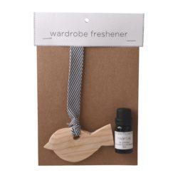 JE-Living-wooden-bird-11ml-fragrance-oil-wardrobe-freshener