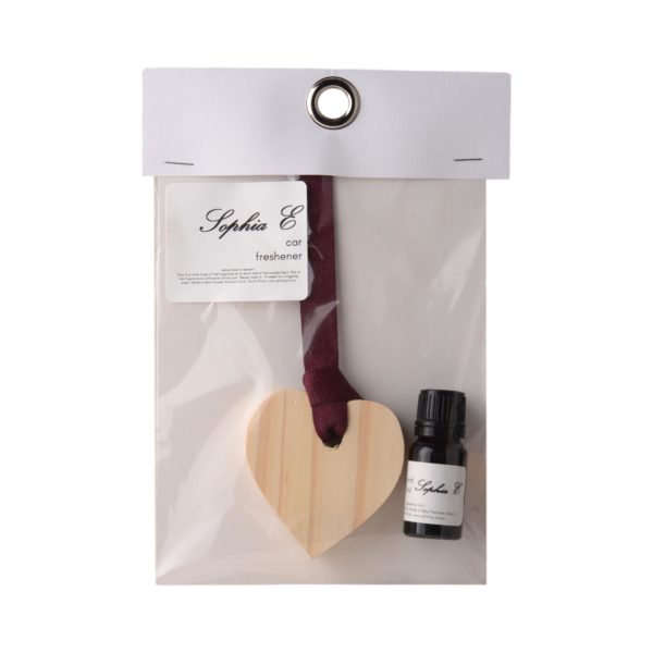 Sophia-E-wooden-heart-11ml-fragrance-oil-car-freshener-kit