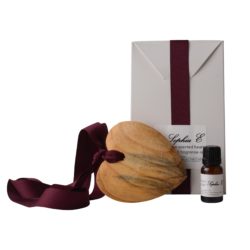 Sophia-E-wooden-scented-heart-11ml-fragrance-oil-in-gift-bag